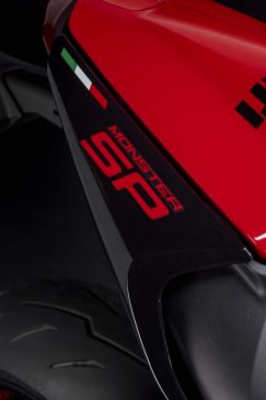2023-Ducati-Monster-SP-22
